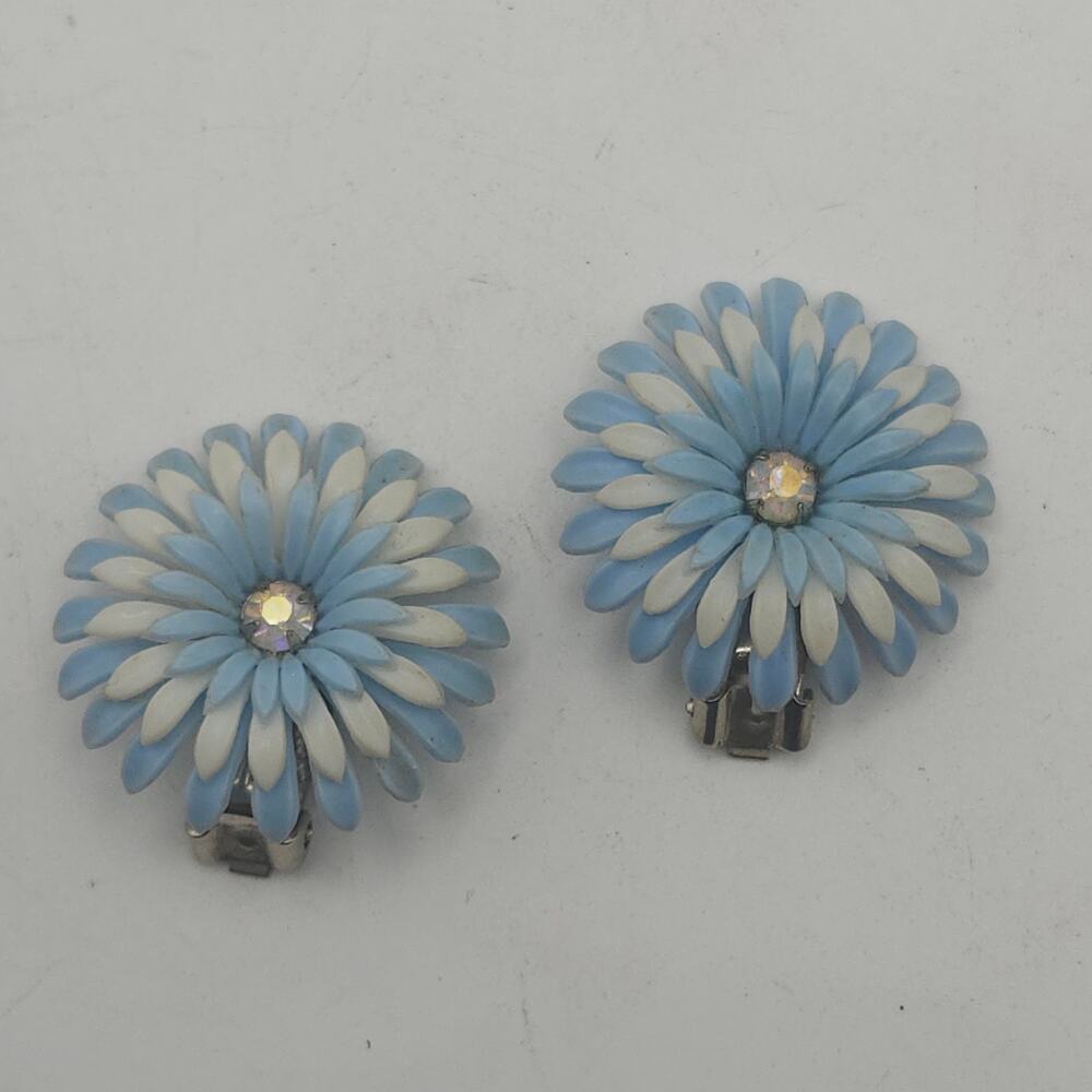 Vintage Blue White Plastic Daisy Clip On Earrings AB Rhinestone Floral Mod 1960s